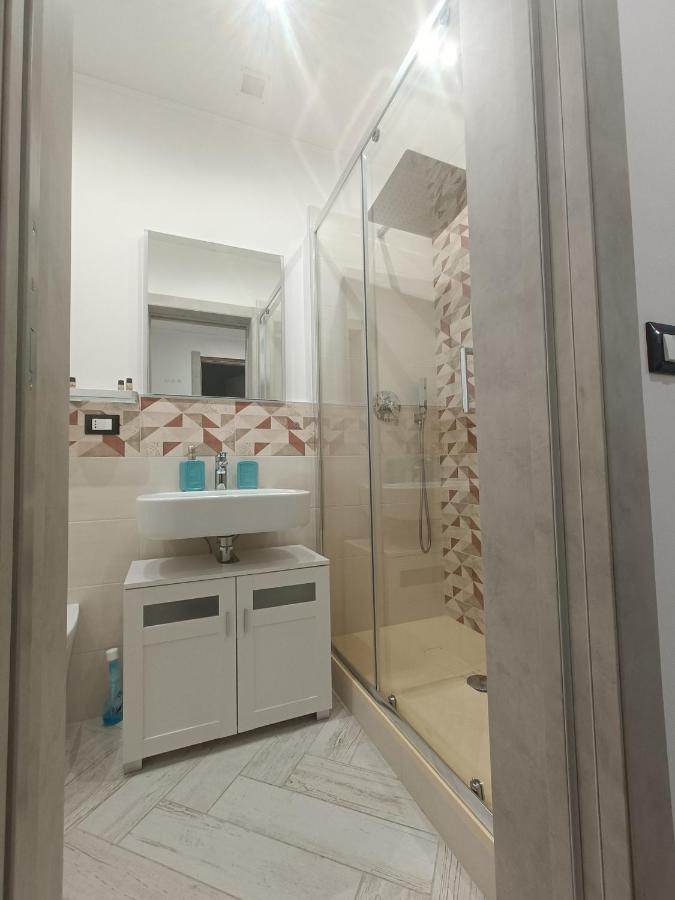 Casa Vacanze Via Nizza 57 Zinola-Wifi ซาโวนา ภายนอก รูปภาพ