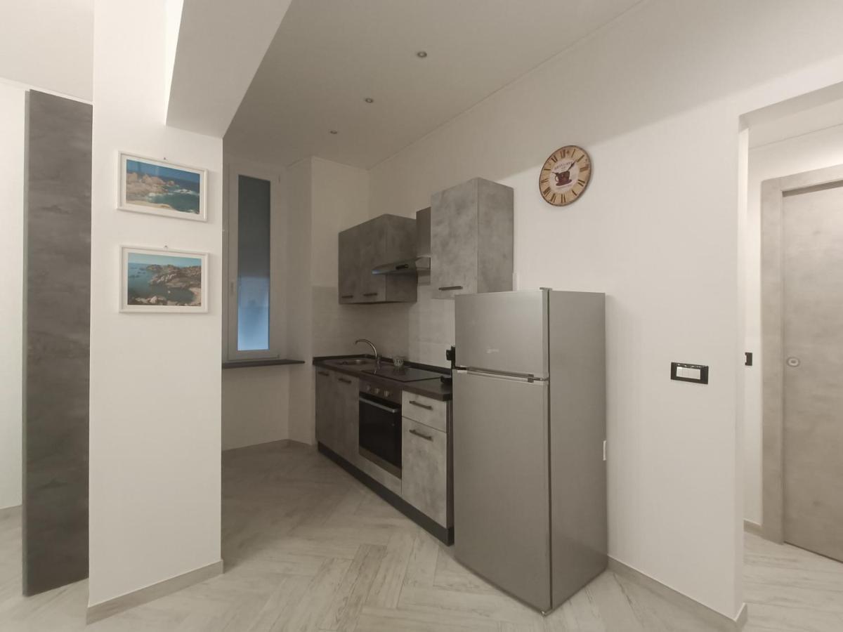 Casa Vacanze Via Nizza 57 Zinola-Wifi ซาโวนา ภายนอก รูปภาพ